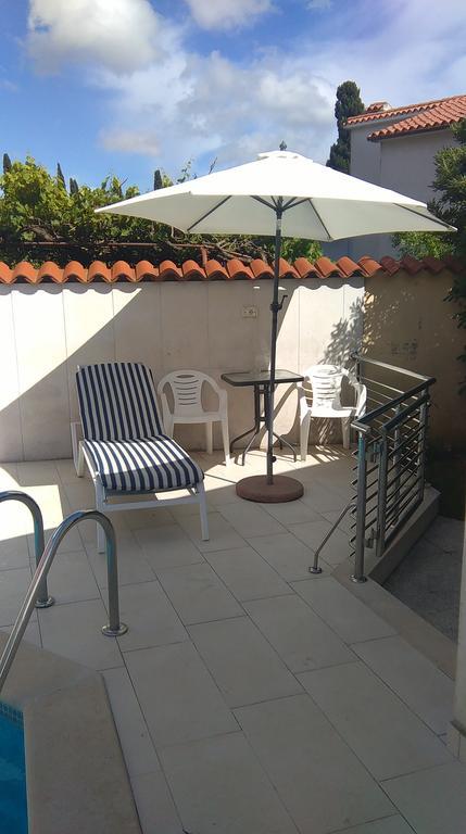 Holiday Pool House بولا المظهر الخارجي الصورة
